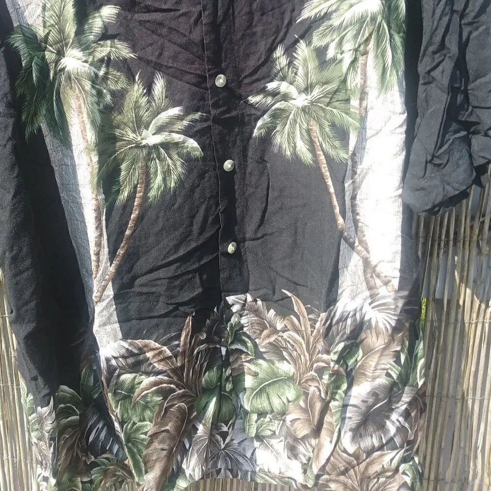 Hollis River Hawaiian Button Down Men - L